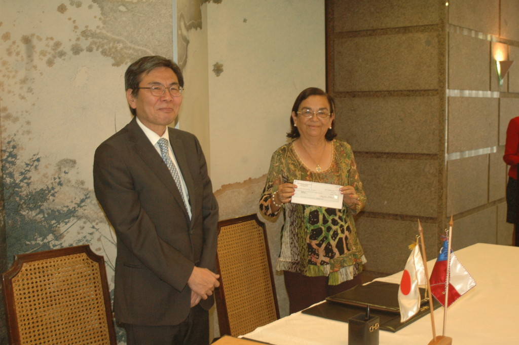 S.E. Nitao Nikai, Embador del Japón, Carmen Bou Alcaldesa de Alto del Carmen.